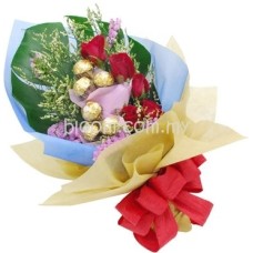 Flowers With Ferrero Rocher Hand Bouquet 02 (10pcs Ferrero Rocher With 12 Red Roses)